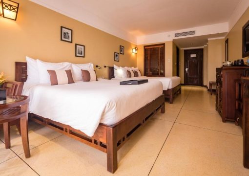 Family Room with Balcony – Classic Wing