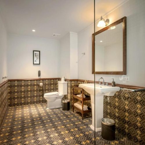 Junior Suite with Balcony – Club Wing