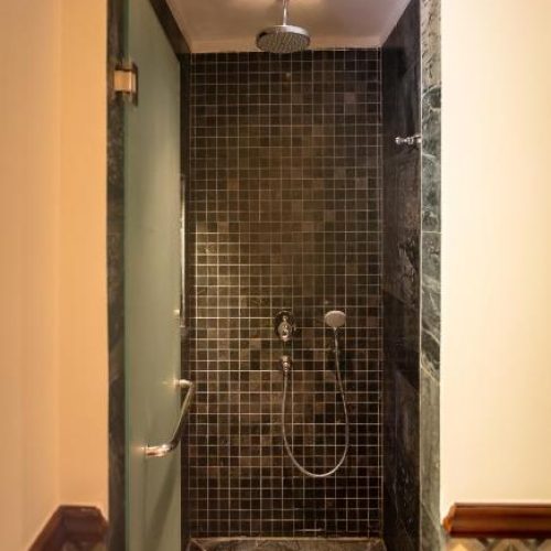 Junior Suite with Balcony – Club Wing