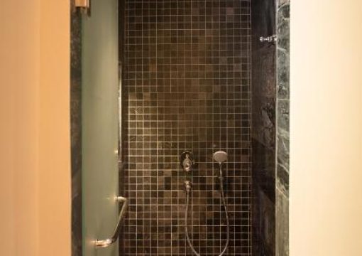 Junior Suite with Balcony – Club Wing