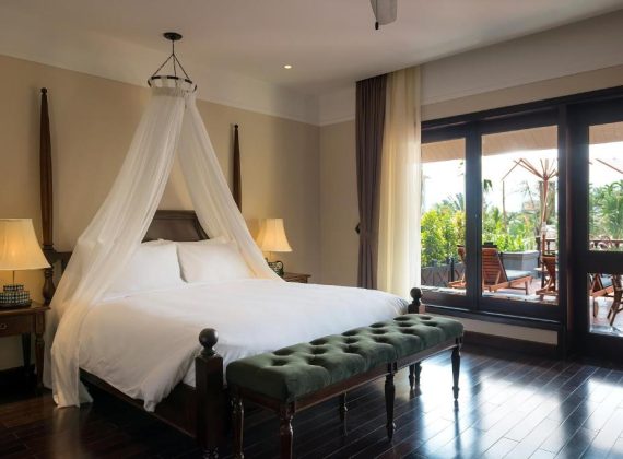 Premium Suite with Terrace – Club Wing