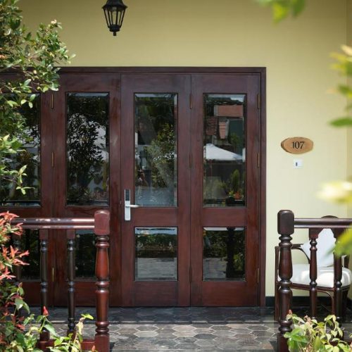 Veranda Suite with Pool View – Club Wing