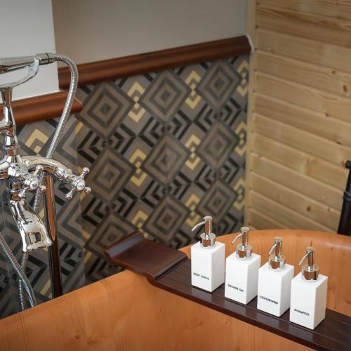 Veranda Suite with Pool View – Club Wing