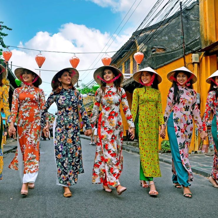 Tailor-Made Clothing & Local Crafts in Hoi An: A Complete Guide for Guests of La Siesta Hoi An Resort & Spa