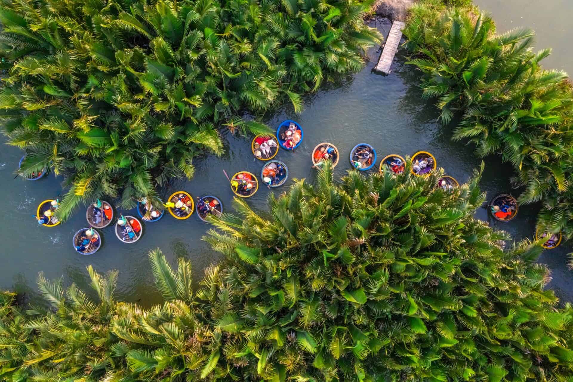 🌴 Aldea de cocoteros de Cam Thanh y la experiencia del paseo en bote de mimbre: La guía de aventuras definitiva para los huéspedes de La Siesta Hoi An Resort & Spa 🛶